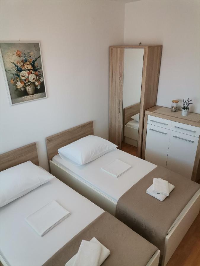 Matko 1 Apartment Bol Bagian luar foto