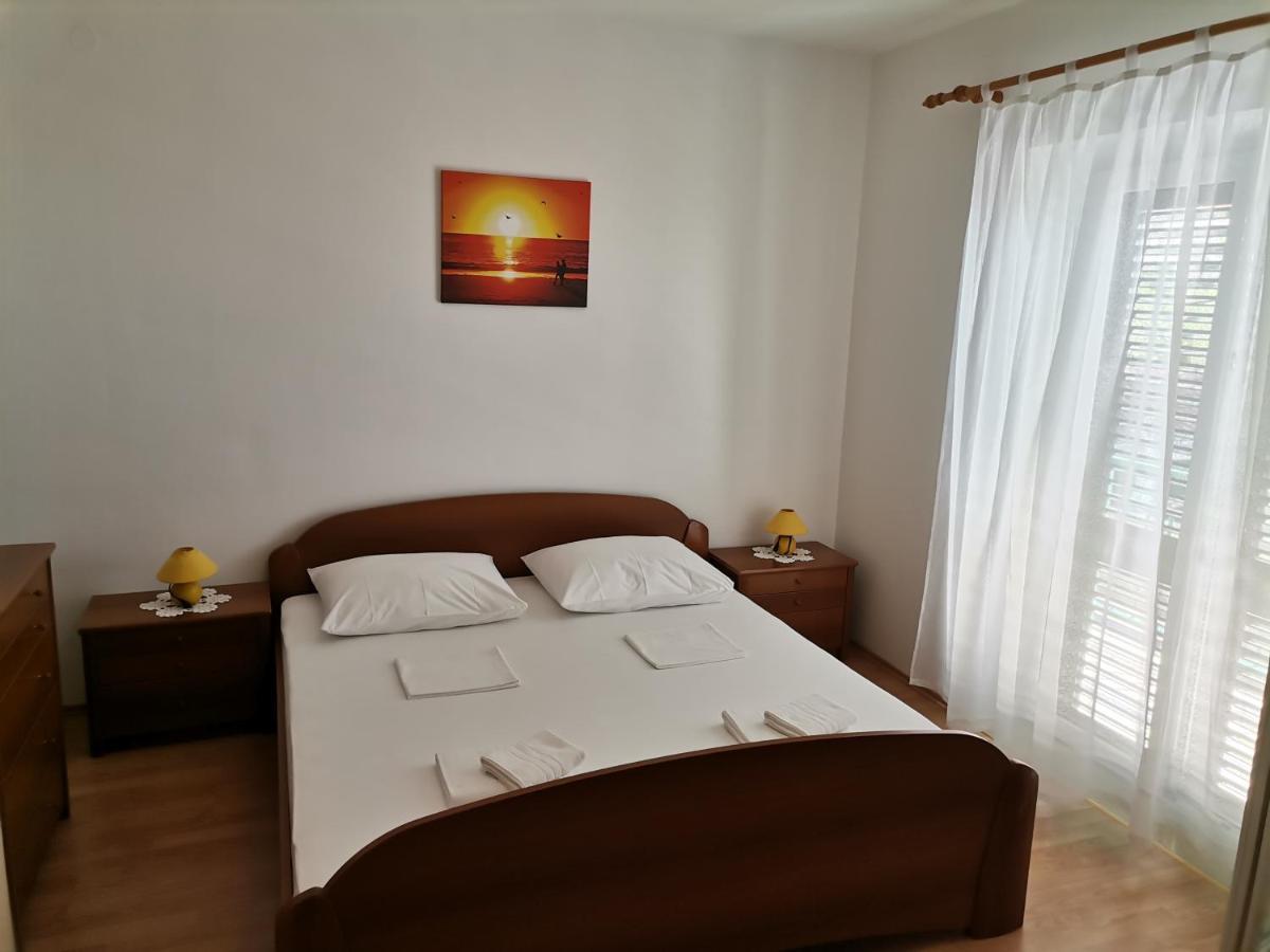 Matko 1 Apartment Bol Bagian luar foto