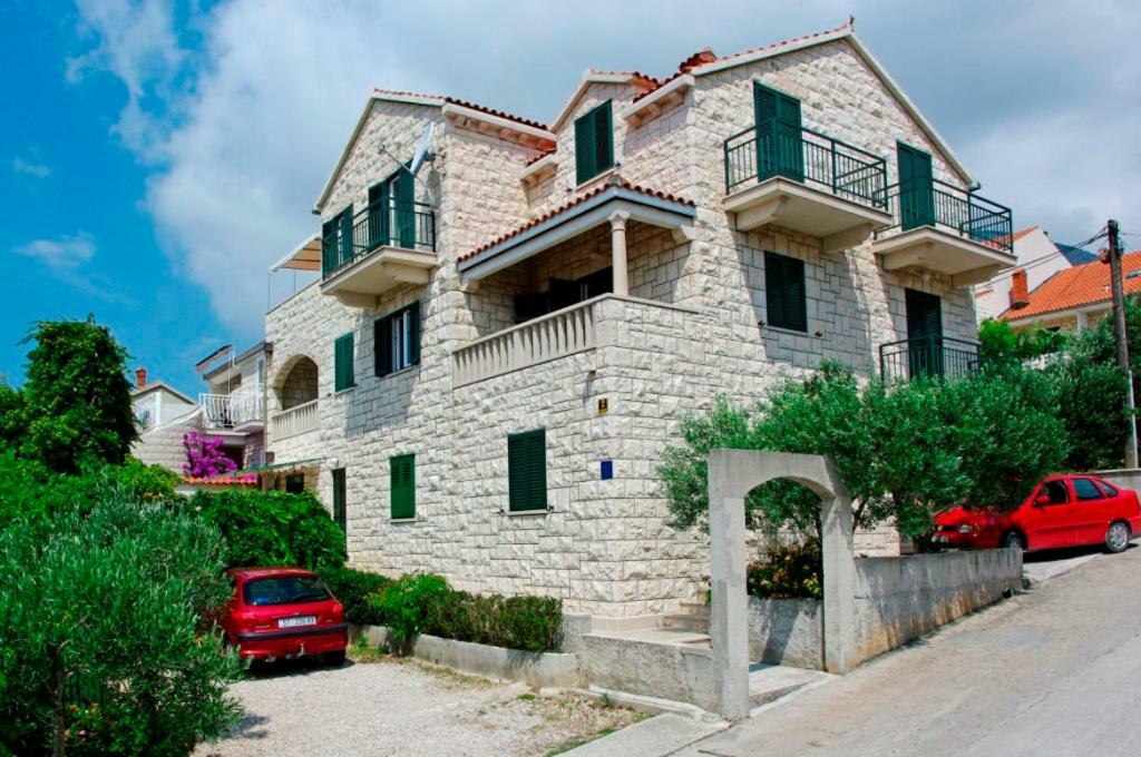 Matko 1 Apartment Bol Bagian luar foto